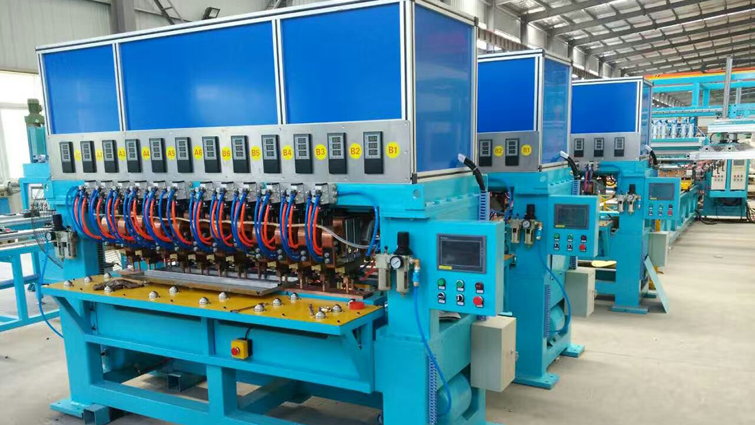 龍門焊機生產(chǎn)現(xiàn)場